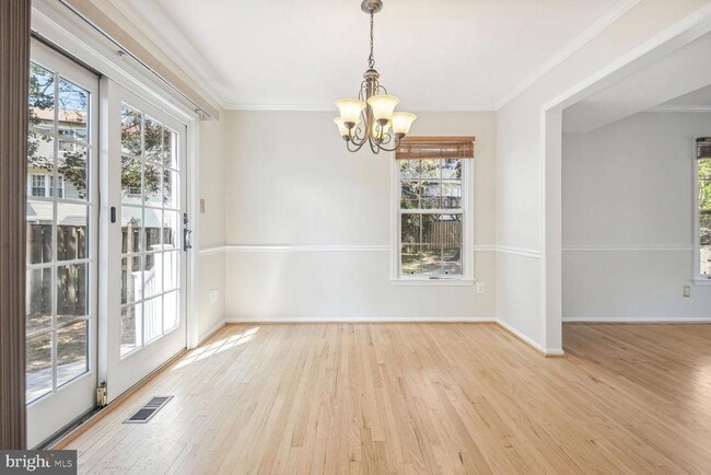 Photo - 2772 Knollside Ln