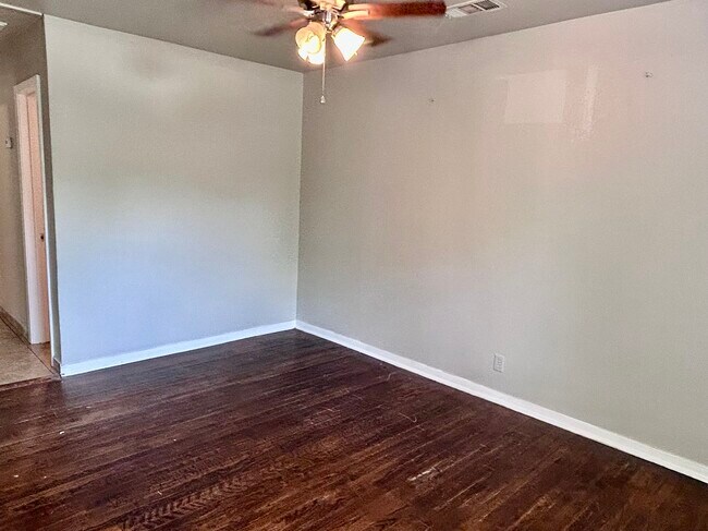 Photo - 203 Madison St Unit A