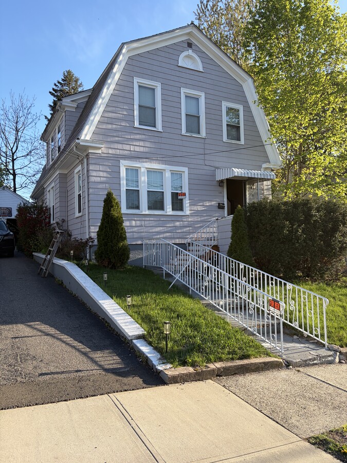 Photo - 118 4th St Unit Barrett Properties