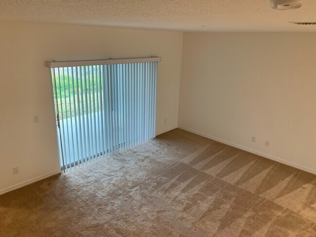 Photo - 234 Annabelle Way