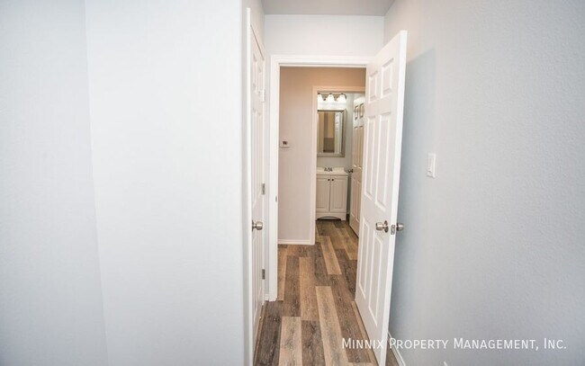 5604 Jarvis St Unidad B