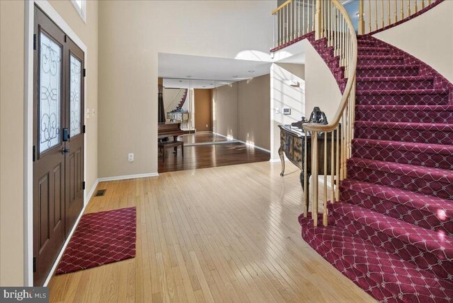 Photo - 7 Redwood Ct