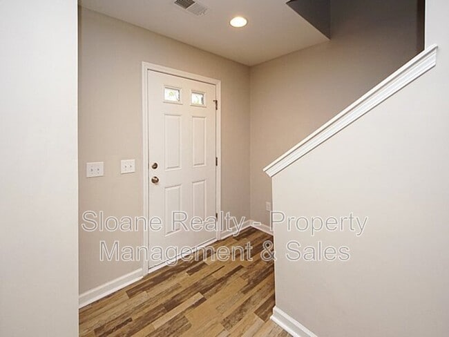 Photo - 557 Truman Dr