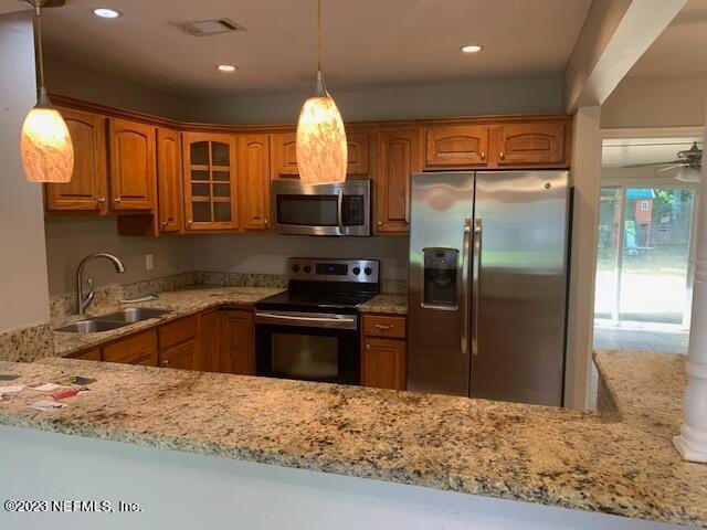 Photo - 235 Beall Ave N