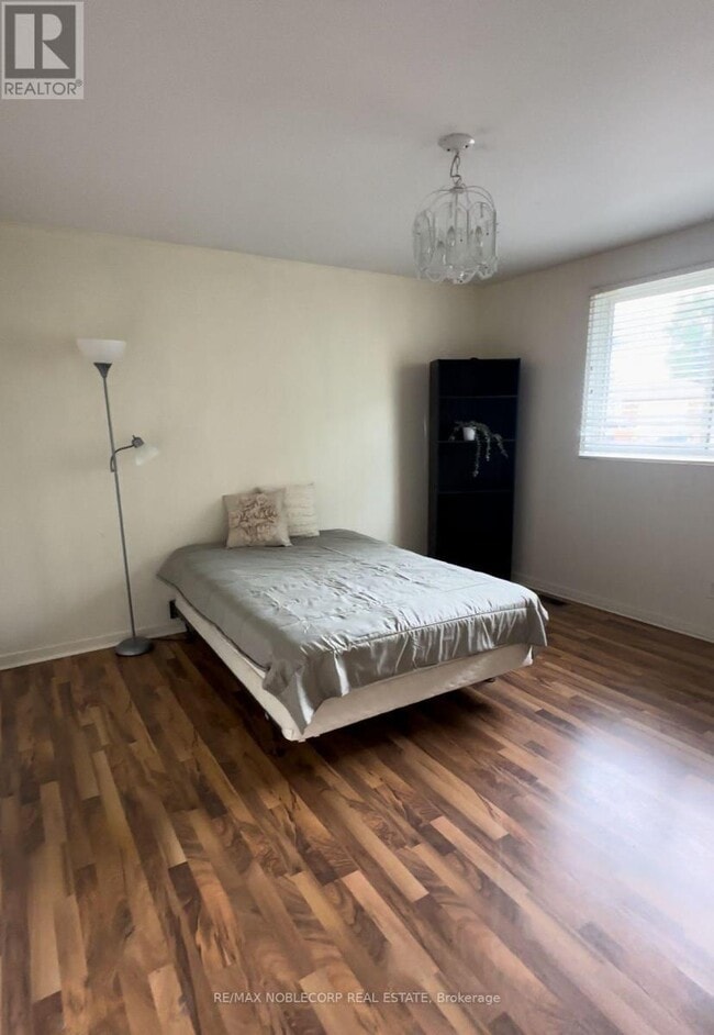 Photo - 166 Collings Ave