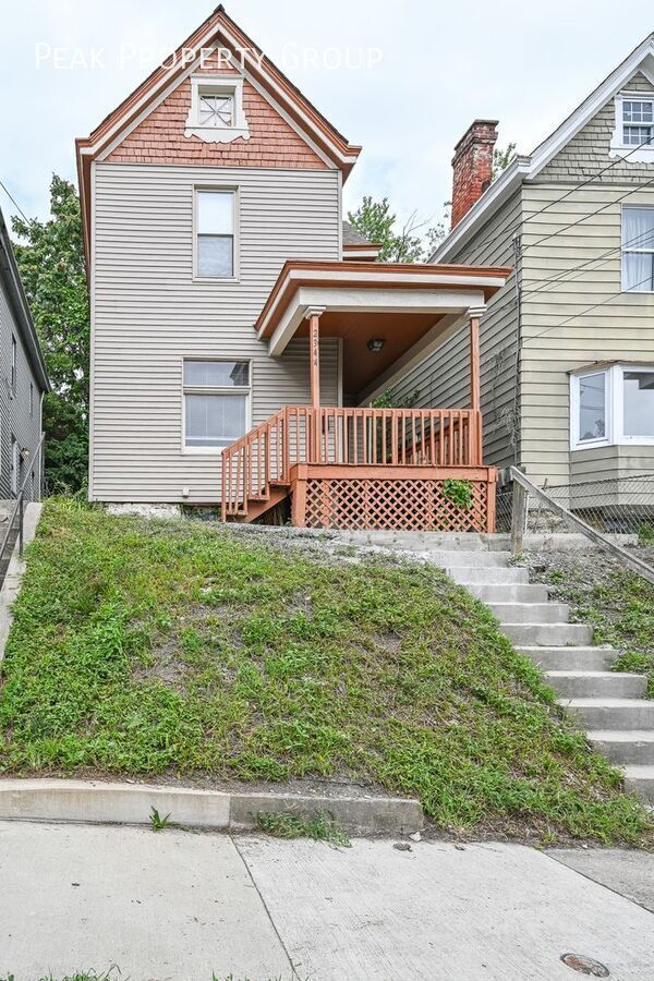 Building Photo - 2344 Victor St Unit 2344