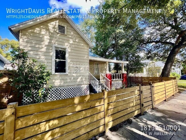 Building Photo - 111 W Amelia Ave