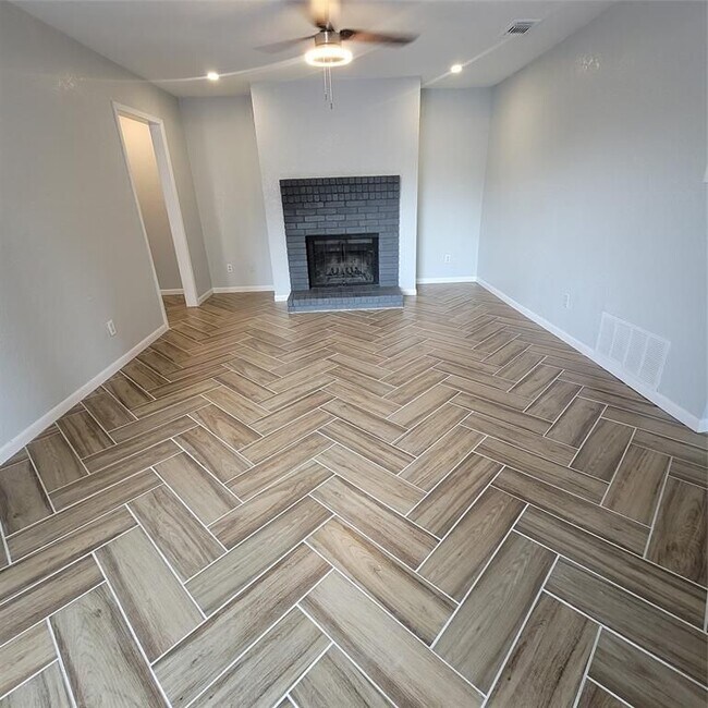 13351 Water Oak Ln Unit B