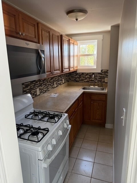 Photo - 229 Brook St Unit 2