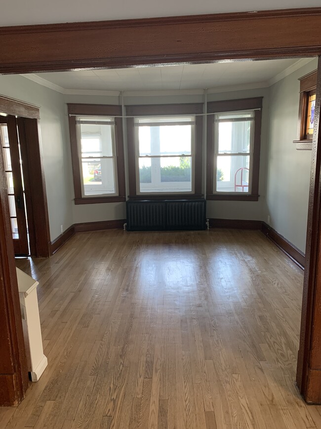 Building Photo - 14 Bohl Ave Unit 1