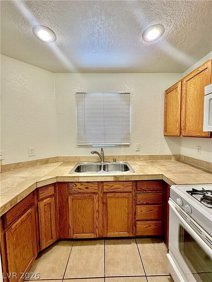 Photo - 5042 S Rainbow Blvd Unidad 106