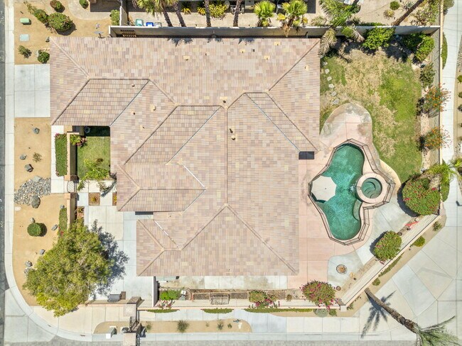Photo - 145 Bellini Way
