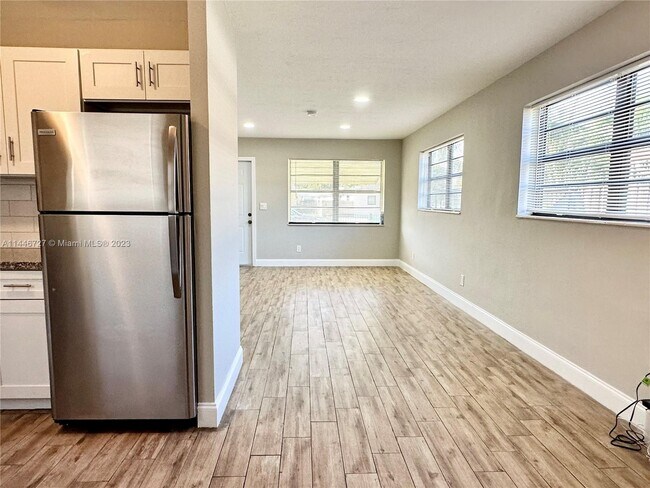 Photo - 6857 SW 21st St