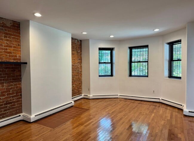 Photo - 390 Riverway Unit 2