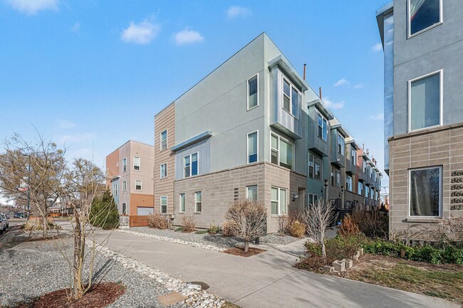 Photo - Modern-3 bedroom -3.5 bathroom Townhome in Santa Fe Art District