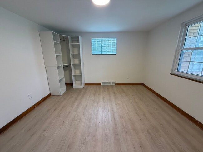 Photo - 509 Oak St
