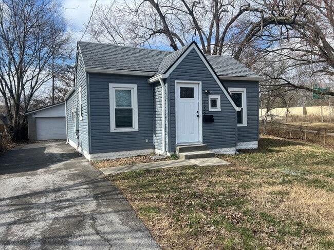 Building Photo - 4000 Churchman Ave