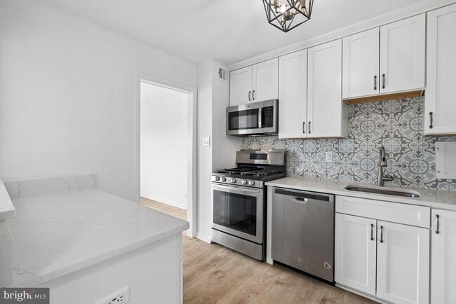 Building Photo - 4501 Arlington Blvd Unit 729