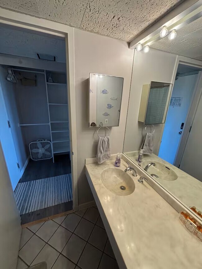 Cedar Lodge 201