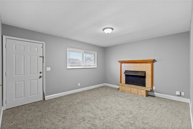 Photo - 2265 Grants Pkwy