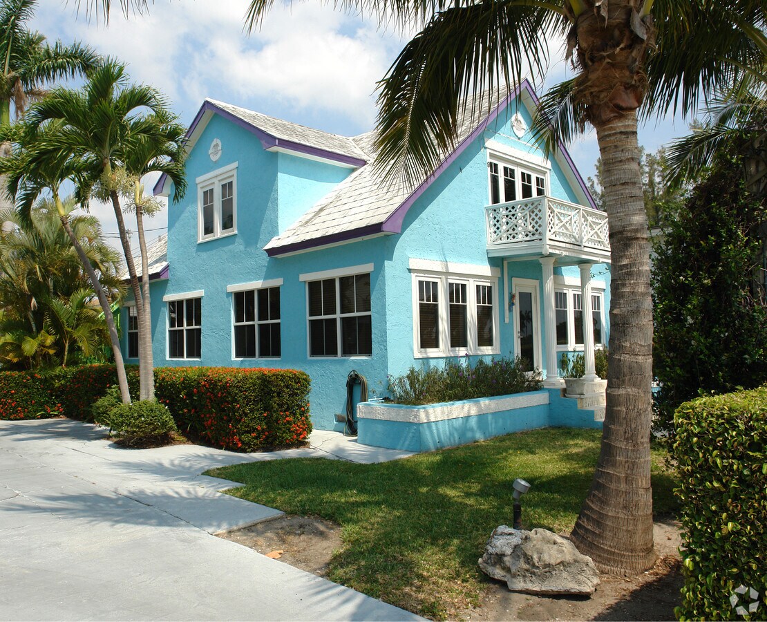Junkanoo Village - Junkanoo Village