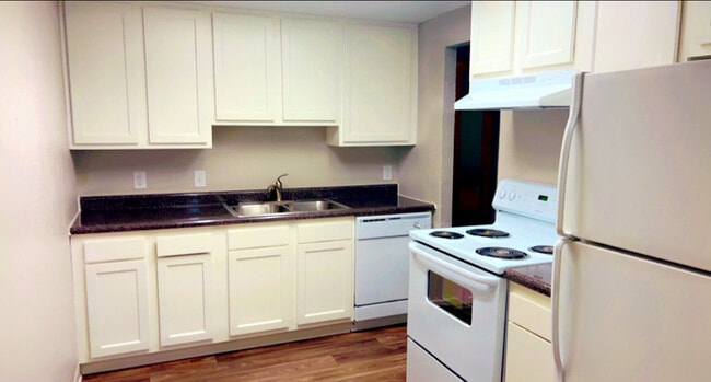 Kitchen - Stonehenge