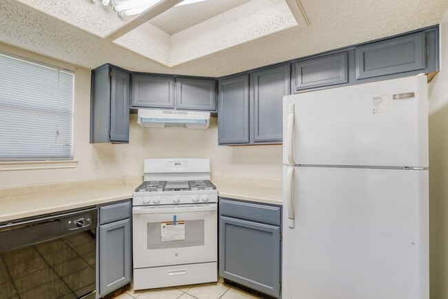 Photo - 7802 Topawa Cove Unit B