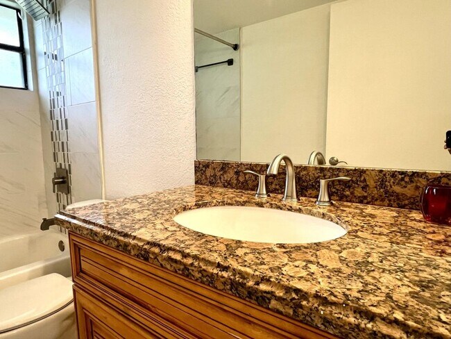 Photo - 1581 Balfour Point Dr