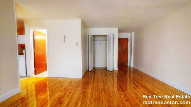 Photo - 20 Armington St Unit 25