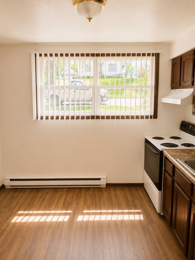 Photo - Tremont Apartments