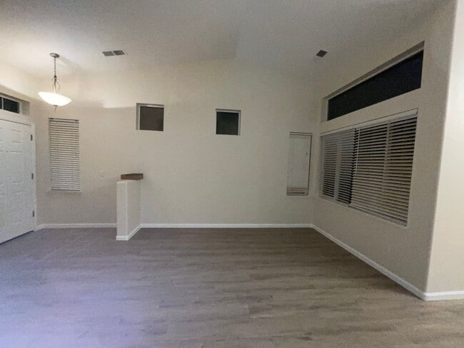 Photo - Adorable 3 bedroom with great location!