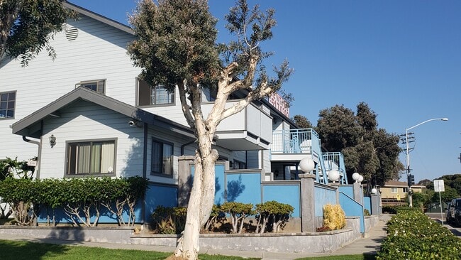 Photo - Benton Apartments