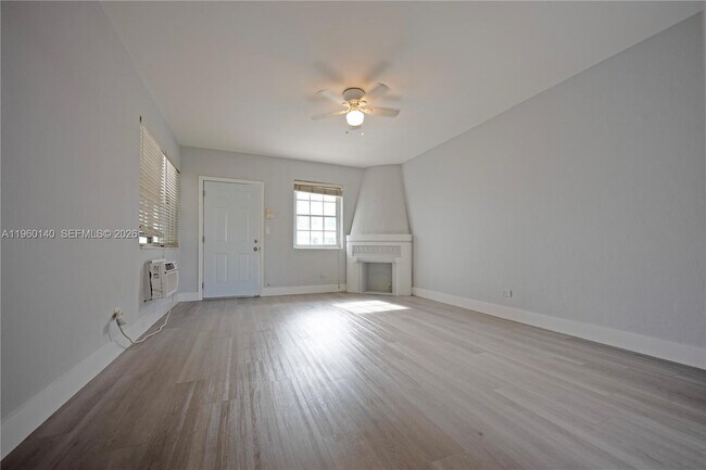 Photo - 2383 Flamingo Dr Unidad 5