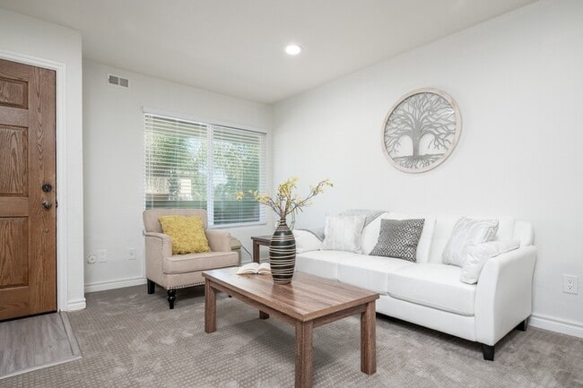 Photo - 1681 Bayview Heights Dr Unit 32