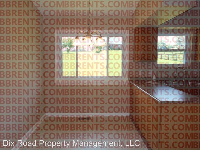 Photo - 3 br, 2.5 bath House - 5 Barbara Avenue,