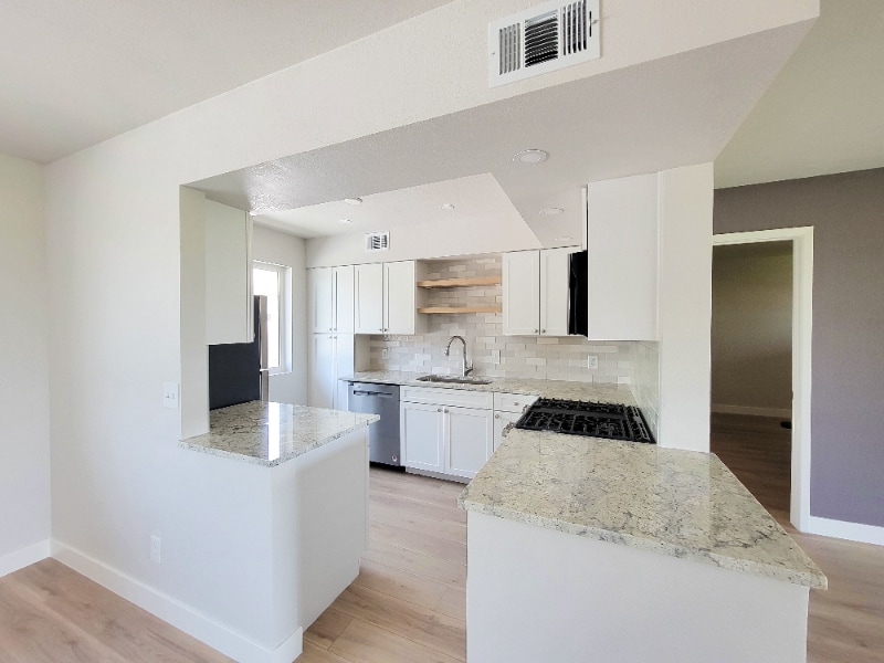 Photo - 7141 N 16th St