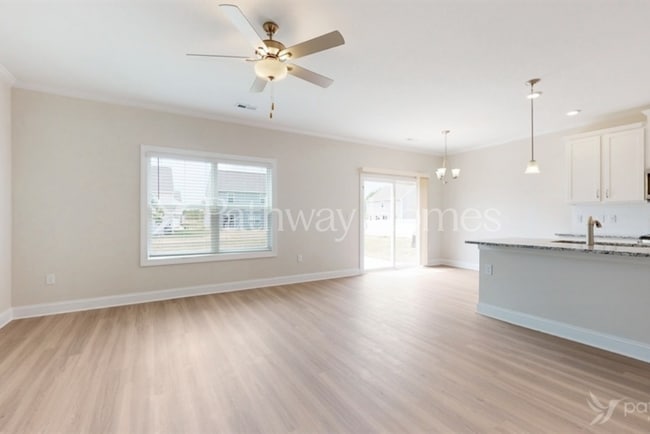 Photo - 129 Tanner Lp