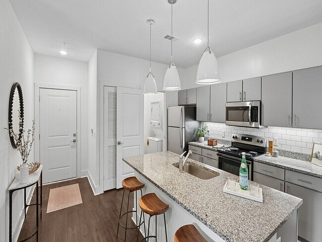 Vilas Modern Kitchen - Villas at Old 441