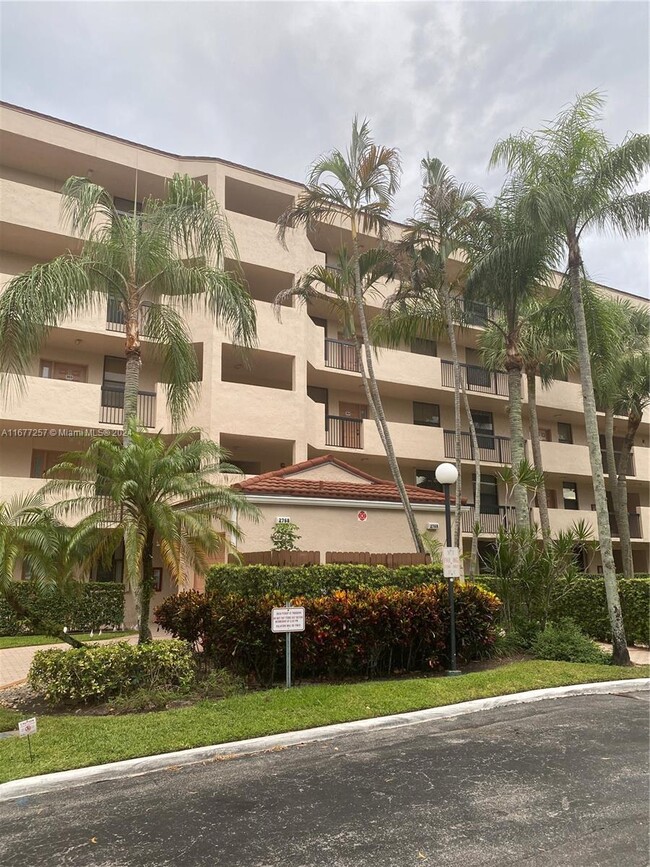 Photo - 2768 Carambola Cir S Condo Unit 206