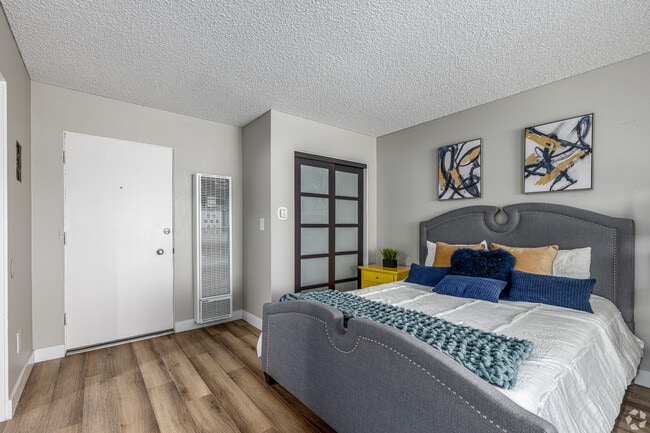 Renovated Studio, 1BA - 575 SF - Closet - The Marquee Apartments