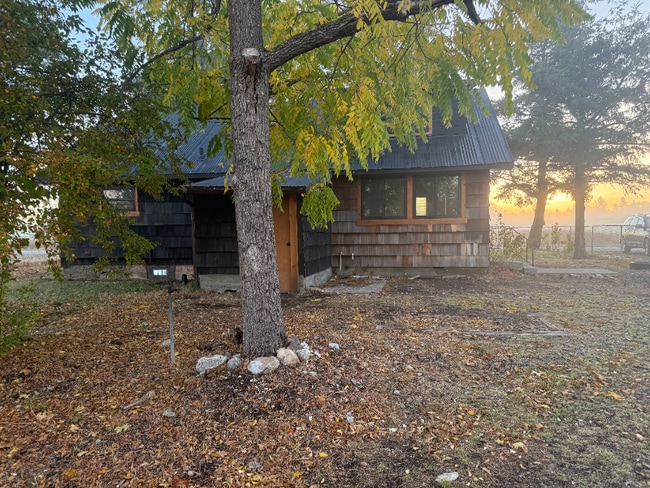 Photo - 179 McGuire Rd