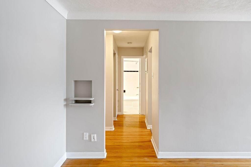Photo - 1196 Shillington