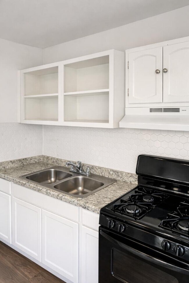 255 Sunset Ave NW Unit A