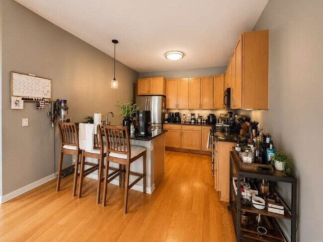 Photo - 3741 N Wolcott Ave