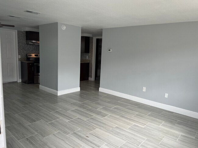 Photo - 5333 Pasadena Dr