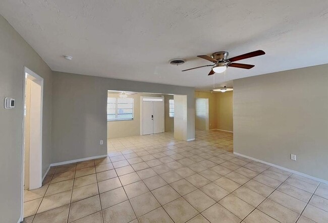 Photo - 3300 N 46th Ave