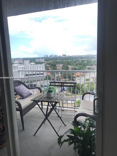 Photo - 1 Glen Royal Pkwy Unit 1507