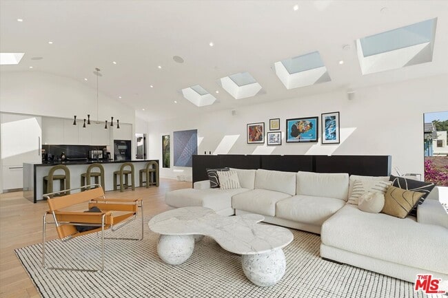 Photo - 627 Sunset Ave