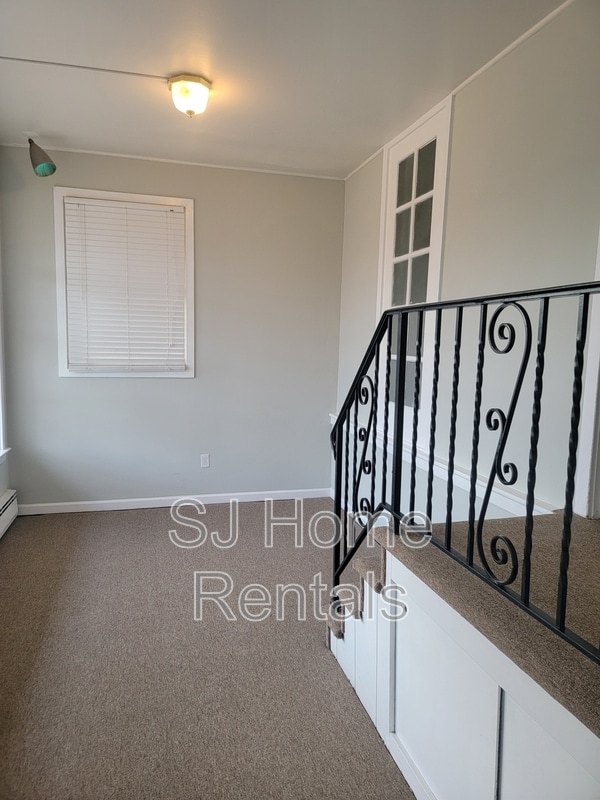 Photo - 317 E Broad St