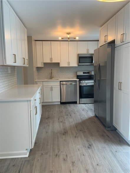 Photo - 203 Parkwood Dr